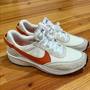 Nike Cream and Orange Athletic Shoes- debut vintage waffle size 9